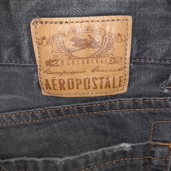 Aeropostale Ripped Jeans - Picture 4 of 4